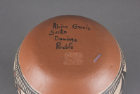 Alvina%20Garcia%2C%20%3Cb%3E%3Ci%3E%20Olla%3C%2Fi%3E%3C%2Fb%3E%2C%20ca.%201980%2C%20glazed%20clay%2C%20The%20Elizabeth%20Cole%20Butler%20Collection%2C%20%26%23169%3B%20unknown%2C%20research%20required%2C%202013.17.17